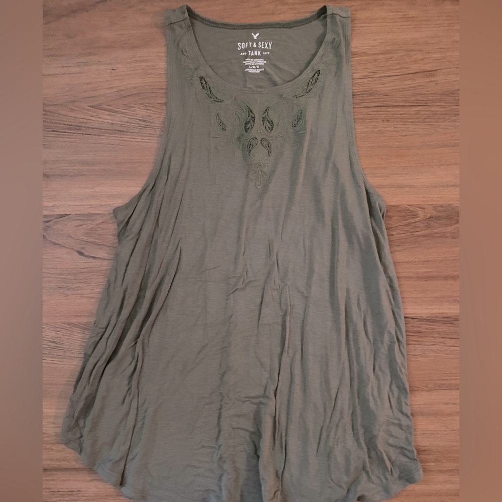 Soft & sexy American eagle dressy tank top size large